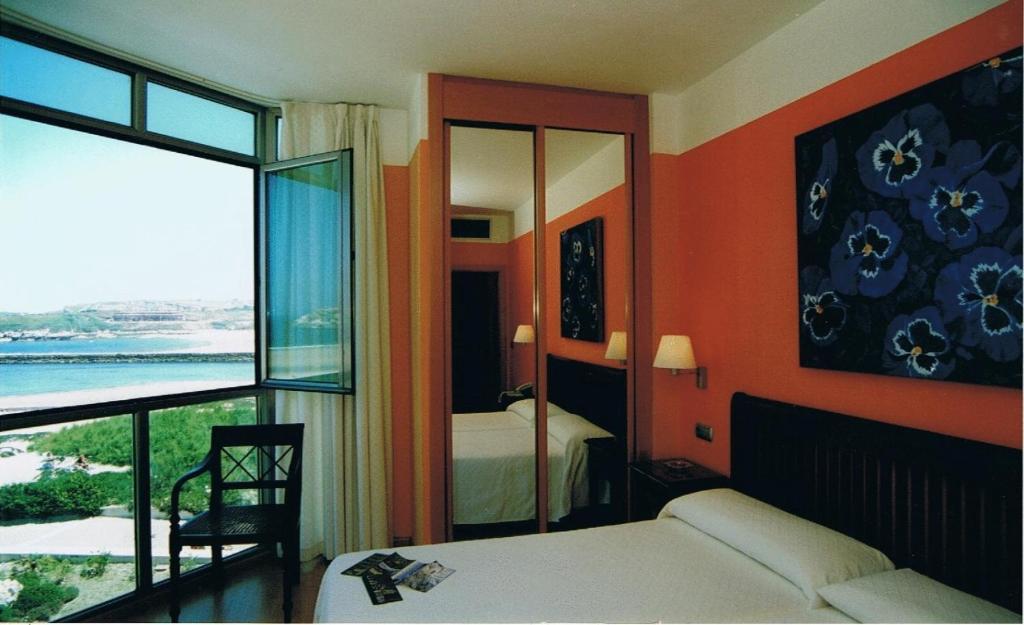 Hotel La Concha De Suances Phòng bức ảnh