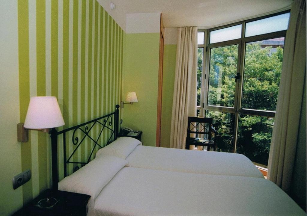 Hotel La Concha De Suances Phòng bức ảnh